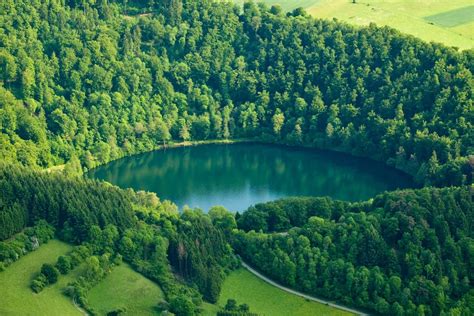 Maare Und Kraterseen In Der Eifel Entdecken