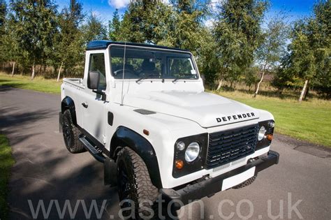 Land Rover Defender 90 Pick Up Modified