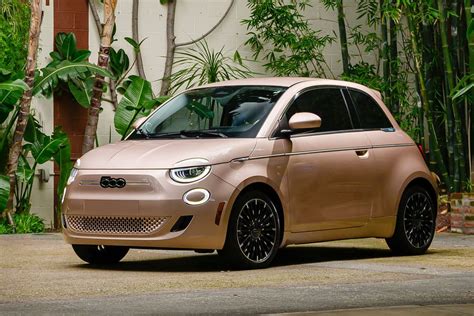 2024 Fiat 500e Review Chic Electric City Car With Improved Range