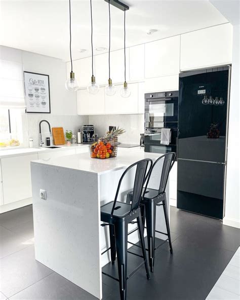 Black Kitchen Floor 40 Looks For A Fabulous Kitchen No Minimalist Here