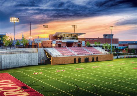 Top 10 Dorms at the University of Cincinnati - OneClass Blog