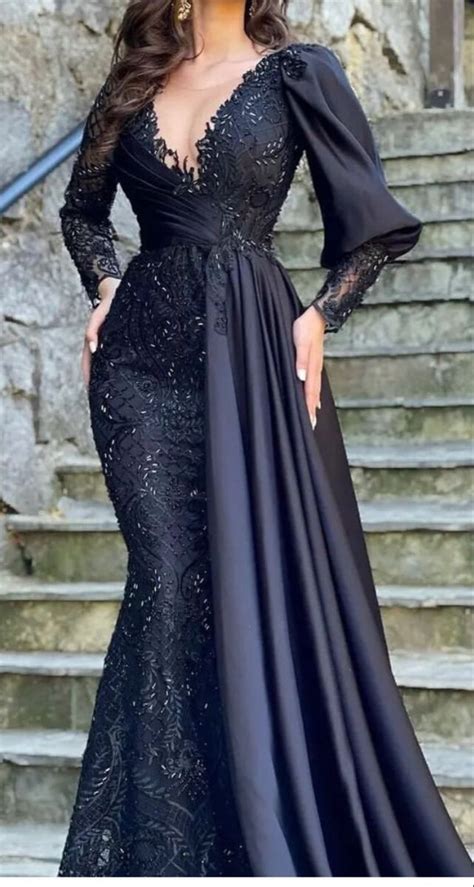 Pin Di Mona Su Long Gown Outfits Abiti Brillanti Abiti Gala Abiti Chic