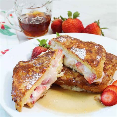 Strawberry Stuffed French Toast 2 Cookin Mamas