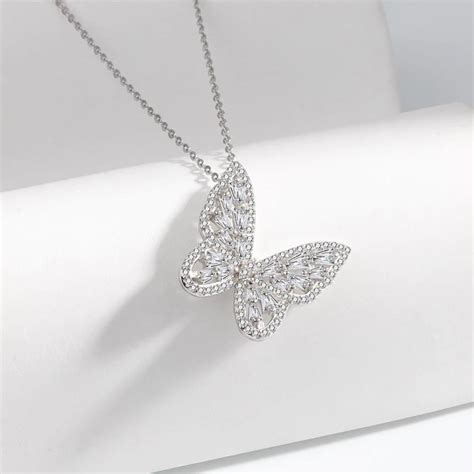 Kofsac Luxury Shiny Zircon Butterfly Pendant Necklace For Women