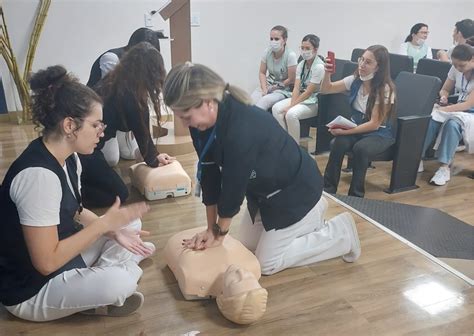 Equipes Da Santa Casa De Barretos Passam Por Treinamento De Suporte