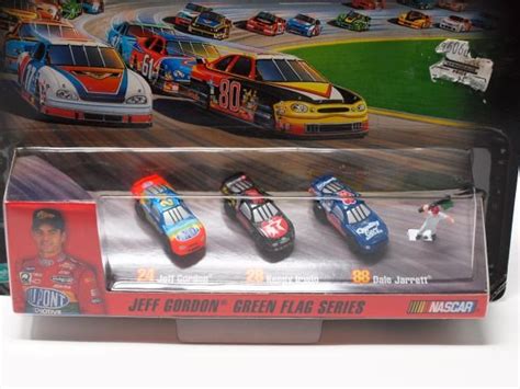 Micro Machines Winner S Circle NASCAR Jeff Gordon Green Flag Series