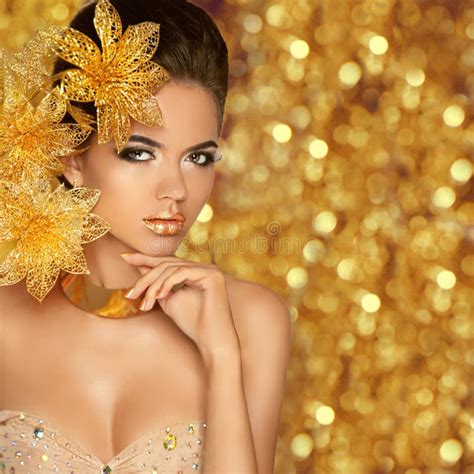 Golden Holiday Makeup Fashion Art Hairstyle Manicure And Makeup Stock