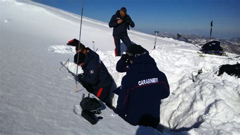 Pericolo Valanghe In Appennino I Consigli Dei Carabinieri Forestali