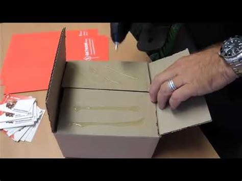 Sealing A Carton With Hot Melt Glue Youtube