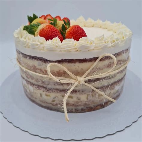 Dalva Cake On Instagram Naked Cake No Acetato Brigadeiro Branco E