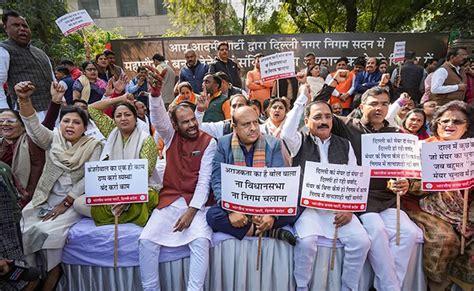 BJP Protests Outside AAP Office For Disrupting Delhi Mayor Polls