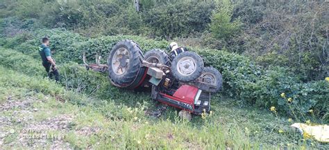 Muere Un Agricultor De A Os Al Volcar Su Tractor En Campo Real