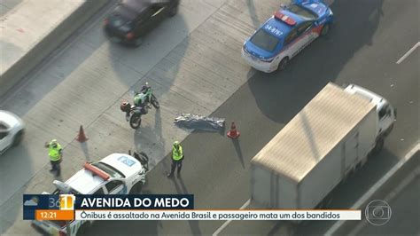 Passageiro Reage A Assalto Na Avenida Brasil E Mata Bandido RJ1 G1