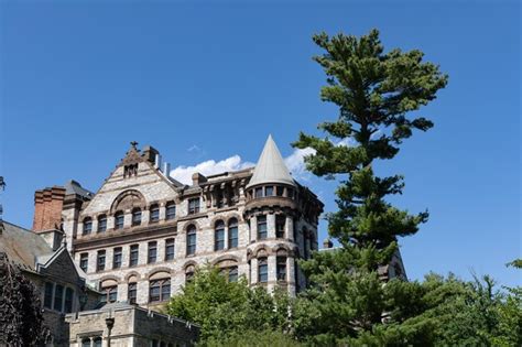 Premium Photo Building On The Campus Of Princeton University