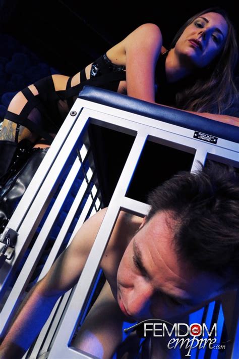 Hardcore Suppression As Sexy Chicks Makes M XXX Dessert Picture