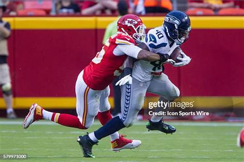 250 Derrick Coleman Football Stock Photos, High-Res Pictures, and ...