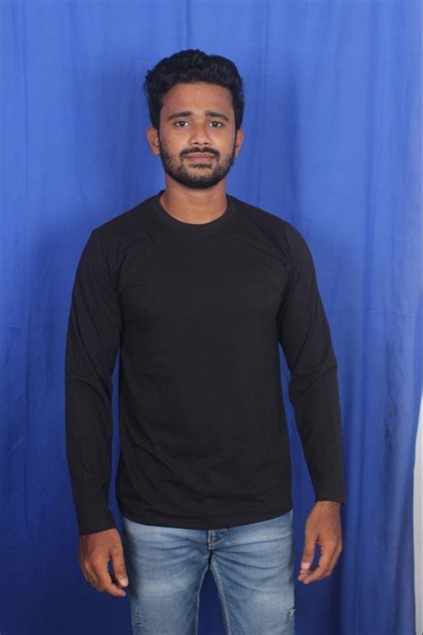 Poly Cotton Men Black Full Sleeve T Shirt Round Neck At Rs 200 Piece