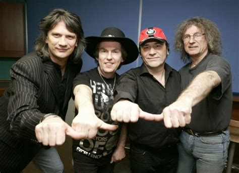 Slade Releasing First Studio Album Since 1987 - VVN Music