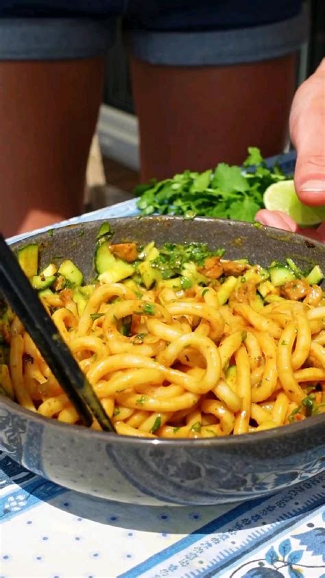 Peanut Udon Noodles 🥜 🍜 😋 Healthy Food Dishes Air Fryer Recipes Healthy Vegan Recipes Easy Cheap