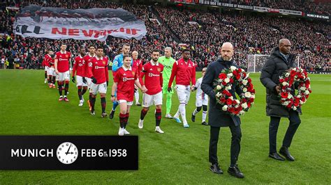 Old Trafford Remembers The Munich Air Disaster Years On Youtube