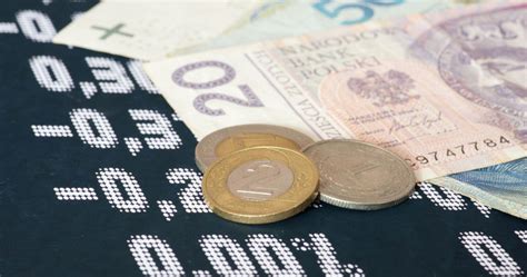 Kursy walut Ile kosztuje dolar w środę 27 listopada ile zapłacimy za