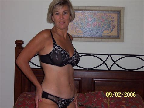 Free Fantastic Milf Sexy And Hot V Photos