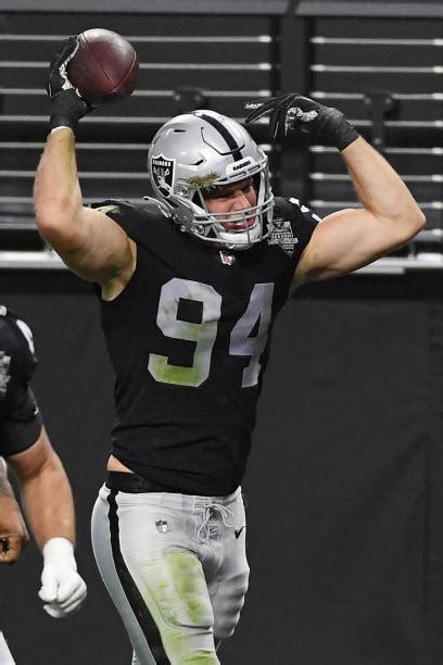 Raiders Carl Nassib Becomes First Active Gay NFL Player Anaheim Exclusivo