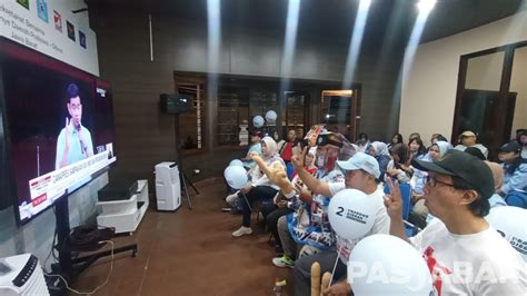 Kemeriahan Nobar Debat Cawapres Di Kantor Tkd Prabowo Gibran