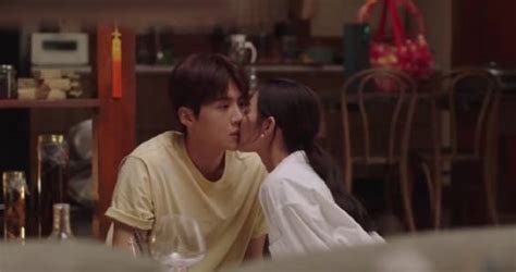 What Song Is Playing As Hye Jin Remembers Kissing Chief Hong In