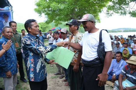 KKP Berikan Sertifikat Gratis Kepada 550 Nelayan Lombok Tengah