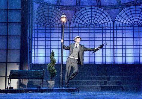 Singing In The Rain Singin In The Rain Singing In The Rain Set Design Theatre