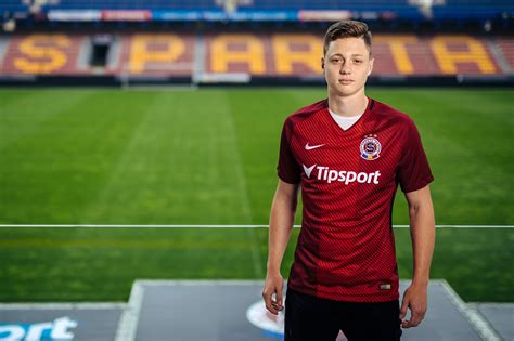 Nová posila: Ladislav Krejčí | sparta.cz