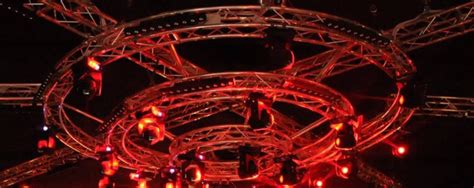 Circles With End Plated Trusses Litec