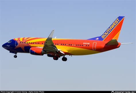 N383SW Southwest Airlines Boeing 737 3H4 WL Photo By Conor Clancy