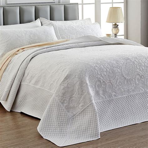 Qucover White Oversized Bedspreads King Size Soft