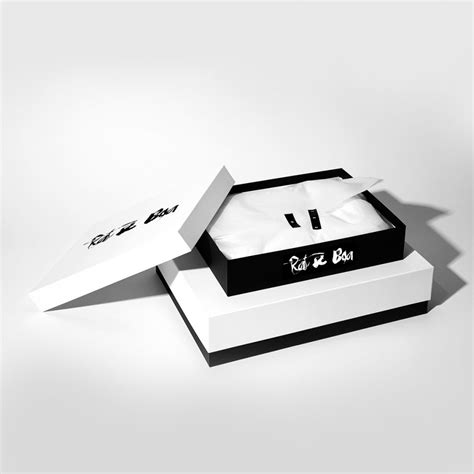 Round up: sleek examples of minimalist packaging design