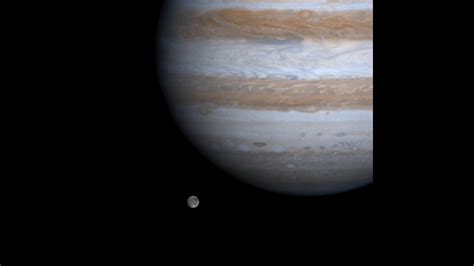 This Month You Can See Jupiter And Its Largest Moons With Just Your Binoculars