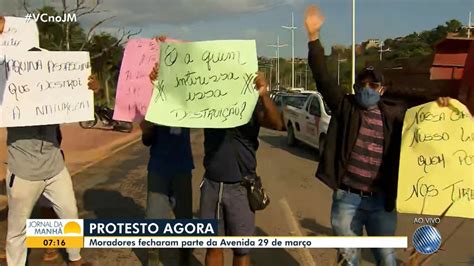 Moradores Interditam Parcialmente Av De Mar O Durante Protesto Em