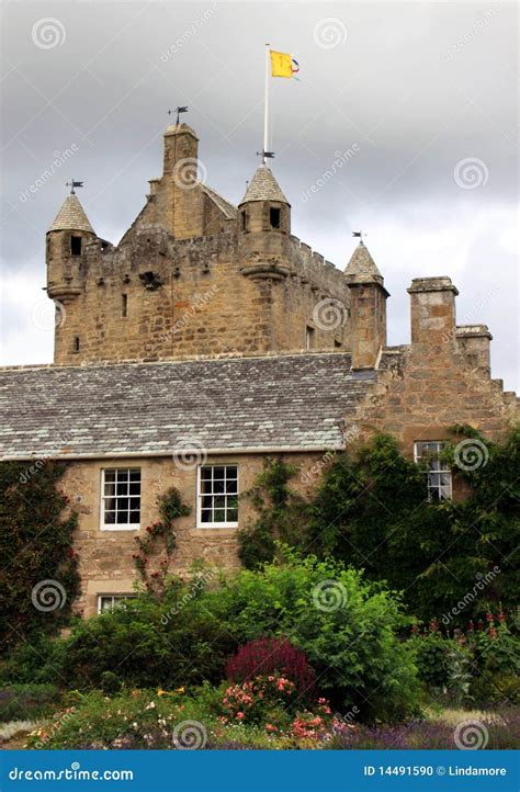 Cawdor Castle in Scotland stock photo. Image of house - 14491590