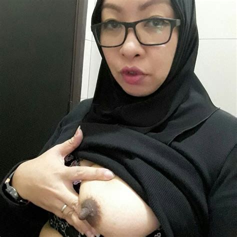 Indonesia Semok Jilbab Sex Photos Porn