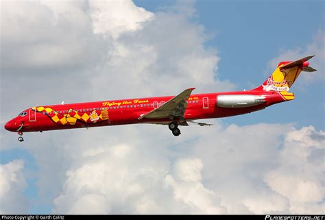 ZS TRL 1Time McDonnell Douglas MD 83 DC 9 83 Photo By Garth Calitz