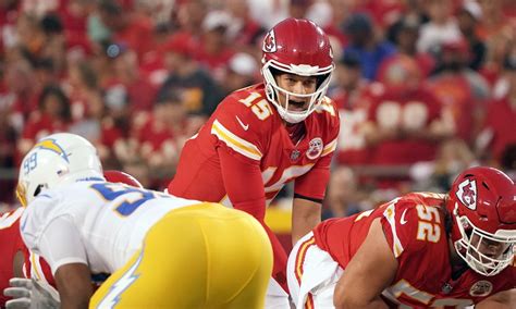 Chiefs Can Make History With Win Over Chargers In Week