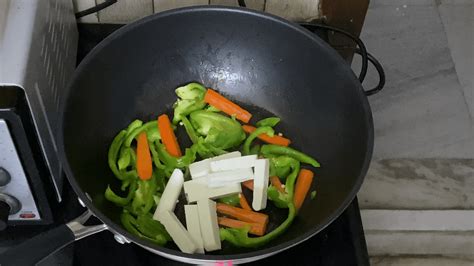 Low-Calorie Vegetable Stir Fry recipe | Sauteed vegetables | Vegetables ...