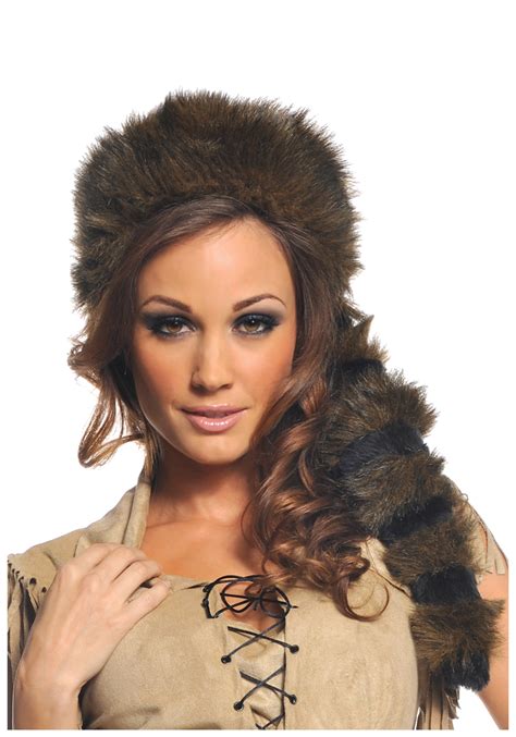 Womens Raccoon Tail Hat