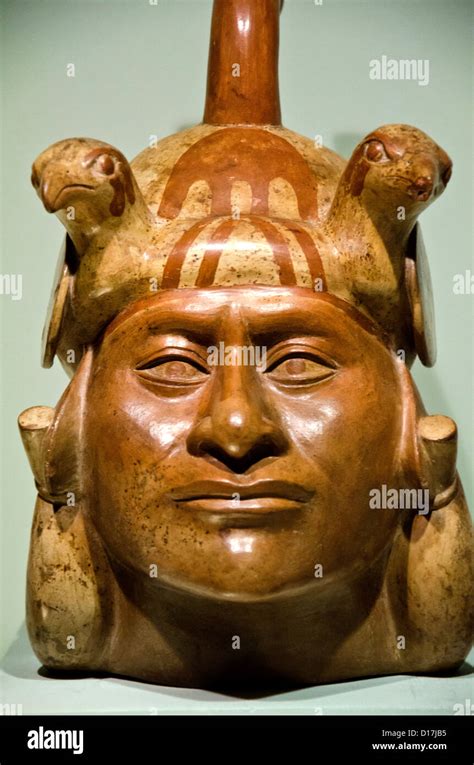 Moche culture portrait vessel hi-res stock photography and images - Alamy