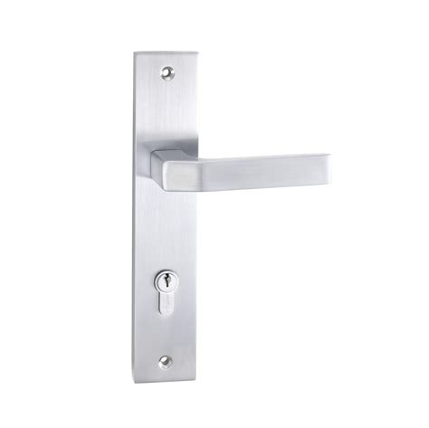 Quattro Longplate Handle Zanda Architectural Hardware