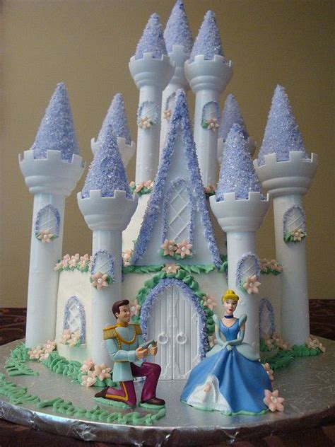 Cinderellas Castle Cake Castle Birthday Cakes Castle Cake