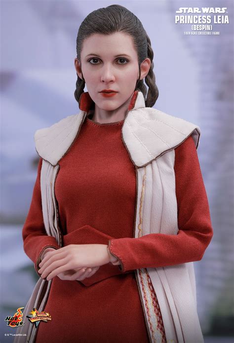 Hot Toys Princess Leia Bespin Gown Star Wars