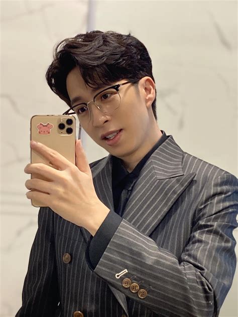 Viruss B Ng C Y Thuy N V I Hot Tiktoker Ng C Kem M V Ch T C I Hot Kols I S Ng