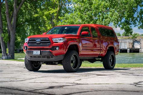 2019 Toyota Tacoma Wheel Offset Aggressive 1 Outside Fender Suspension Lift 4 1175048